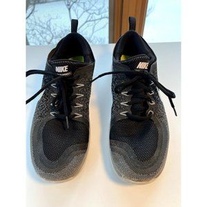 Nike sneaker size 11